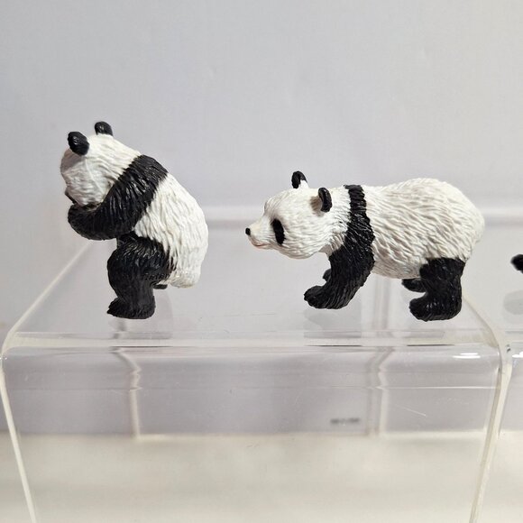 Safari Ltd Panda 4 Figures Miniature 2" Standing Sitting Holding Eating Bamboo - Picture 4 of 11
